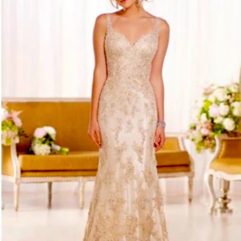 Essence of Australia, wedding gown